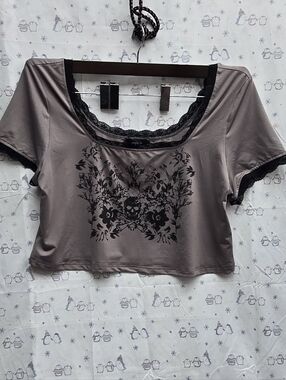 Cider Taupe Crop Top with Black Lace & Floral Skull Print